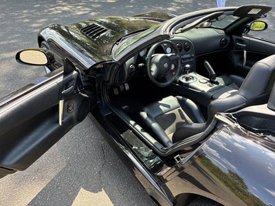 2004 Dodge Viper SRT10