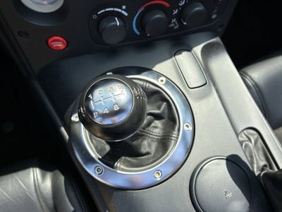 2004 Dodge Viper SRT10