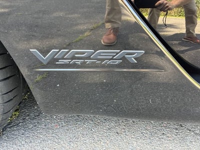 2004 Dodge Viper SRT10