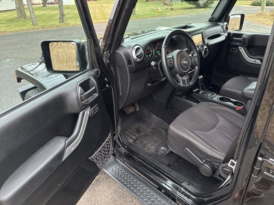 2013 Jeep Wrangler Unlimited Sahara