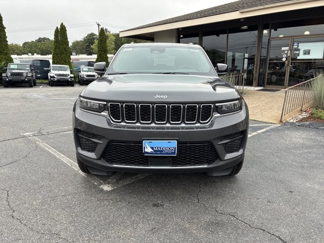 2026 Jeep Grand Cherokee Laredo X
