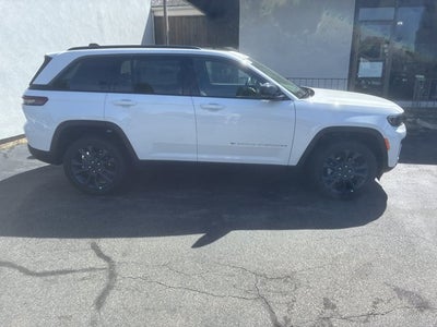 2026 Jeep Grand Cherokee 85th Anniversary Edition