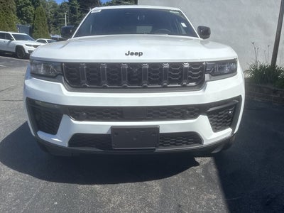 2026 Jeep Grand Cherokee 85th Anniversary Edition