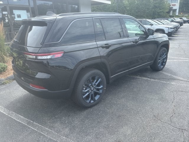 2026 Jeep Grand Cherokee 85th Anniversary Edition