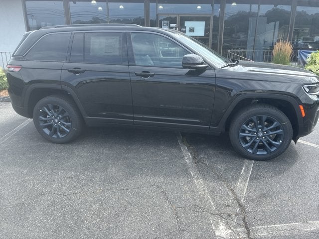 2026 Jeep Grand Cherokee 85th Anniversary Edition