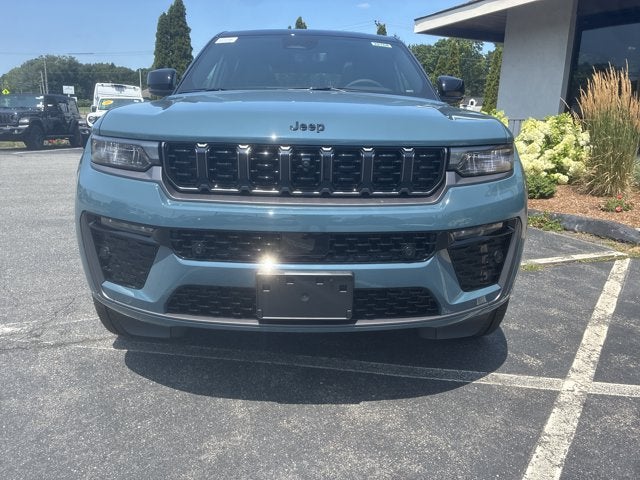 2026 Jeep Grand Cherokee Limited Reserve