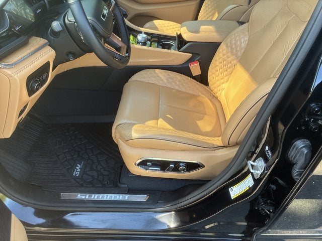 2023 Jeep Grand Cherokee Summit Reserve