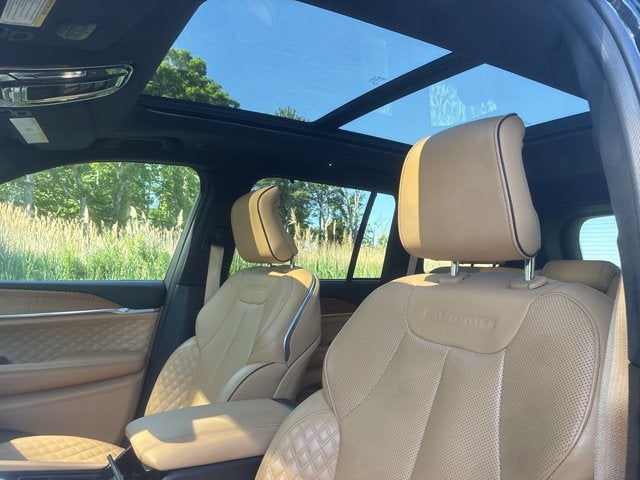 2023 Jeep Grand Cherokee Summit Reserve