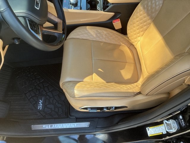 2023 Jeep Grand Cherokee Summit Reserve