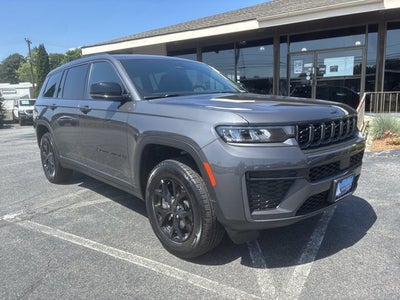2026 Jeep Grand Cherokee L Laredo Altitude