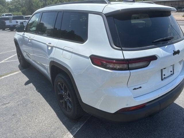 2026 Jeep Grand Cherokee L Laredo Altitude