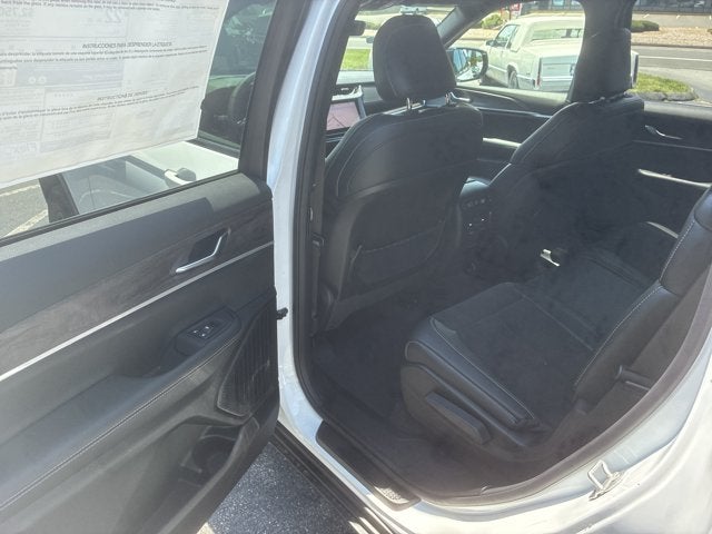 2026 Jeep Grand Cherokee L Laredo Altitude