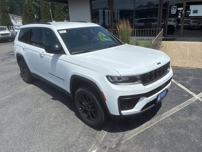 2026 Jeep Grand Cherokee L Laredo Altitude