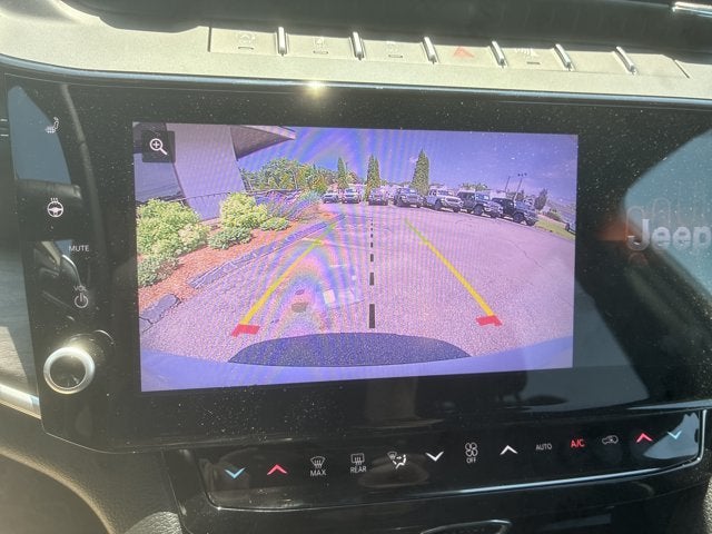 2026 Jeep Grand Cherokee L Laredo Altitude