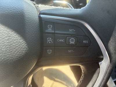 2026 Jeep Grand Cherokee L Laredo Altitude