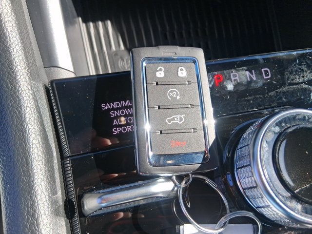 2027 Jeep Grand Cherokee L Laredo Altitude