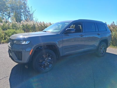 2027 Jeep Grand Cherokee L Laredo Altitude