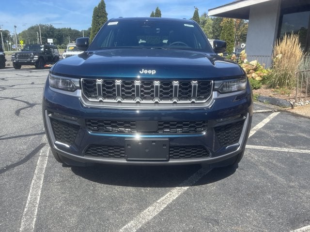 2027 Jeep Grand Cherokee L Limited