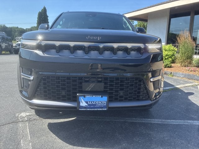 2026 Jeep Grand Wagoneer Limited Altitude