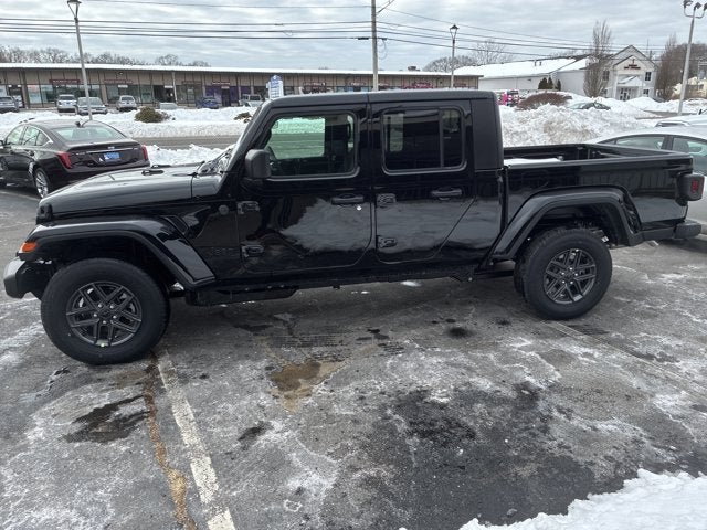 2026 Jeep Gladiator Sport S