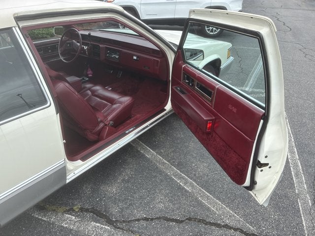 1989 Cadillac Deville Base
