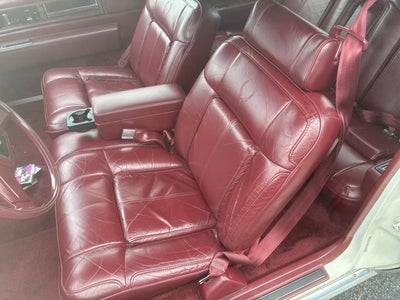 1989 Cadillac Deville Base