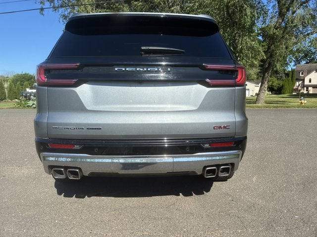2024 GMC Acadia AWD Denali