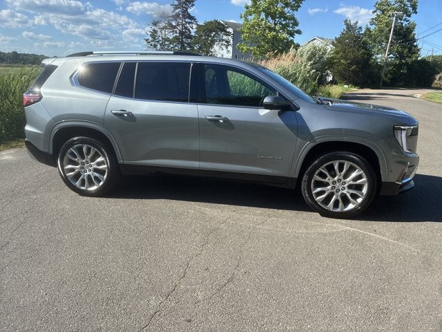 2024 GMC Acadia AWD Denali