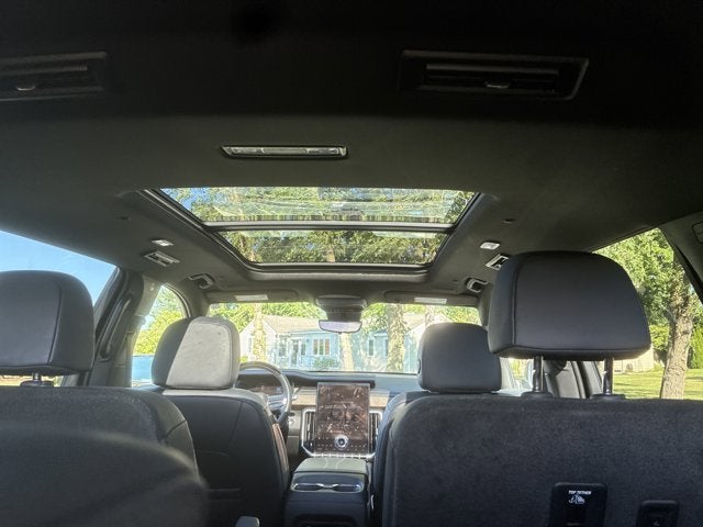 2024 GMC Acadia AWD Denali