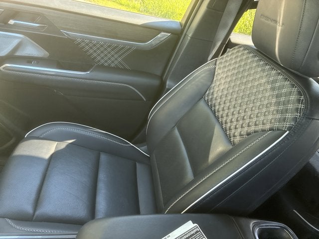 2024 GMC Acadia AWD Denali
