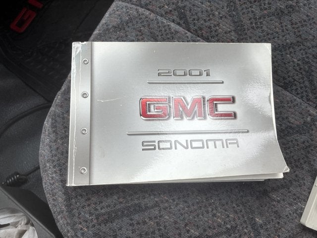 2001 GMC Sonoma SL