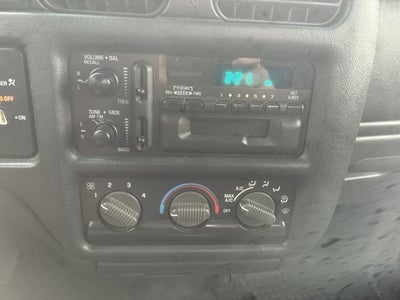 2001 GMC Sonoma SL