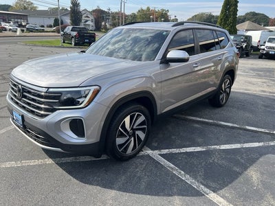 2024 Volkswagen Atlas 2.0T SE w/Technology