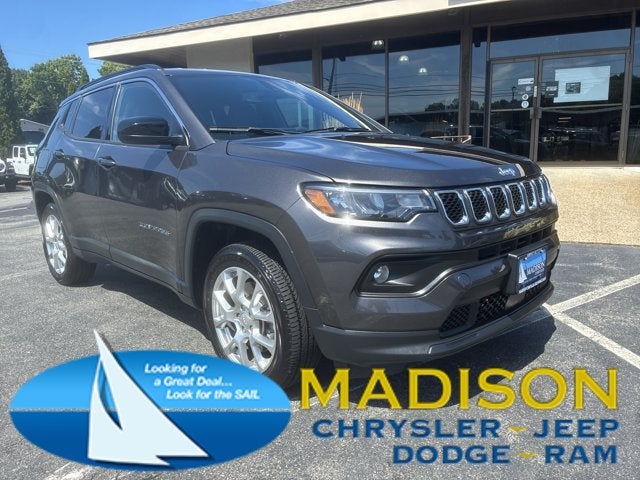 2023 Jeep Compass Latitude Lux