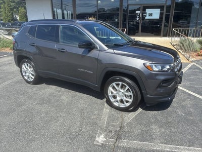 2023 Jeep Compass Latitude Lux