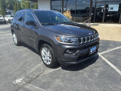 2023 Jeep Compass Latitude Lux