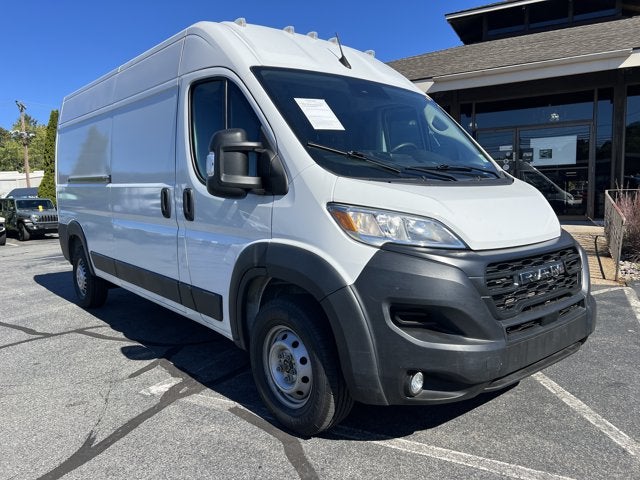 2025 RAM ProMaster Cargo Van Tradesman