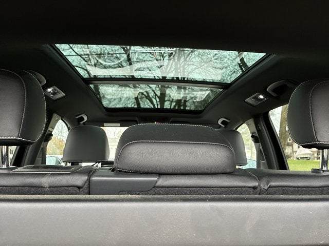 2022 Volkswagen Tiguan SEL R-Line