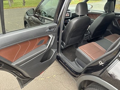 2022 Volkswagen Tiguan SEL R-Line