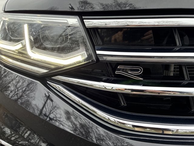 2022 Volkswagen Tiguan SEL R-Line