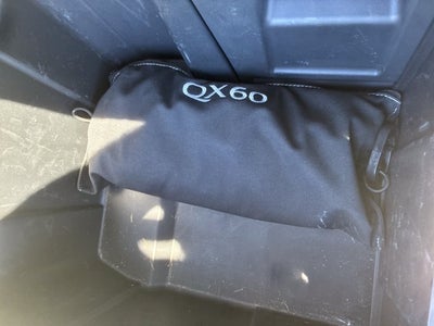 2022 INFINITI QX60 LUXE