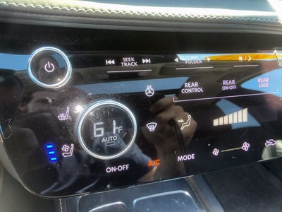 2022 INFINITI QX60 LUXE