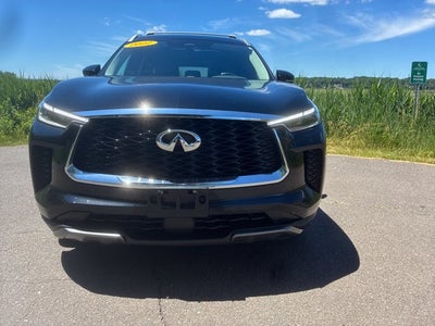 2022 INFINITI QX60 LUXE