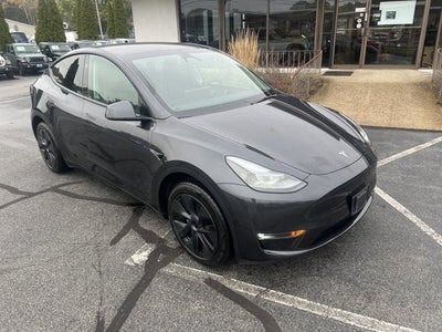 2024 Tesla Model Y Long Range