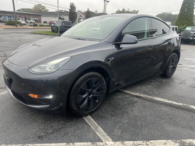2024 Tesla Model Y Long Range