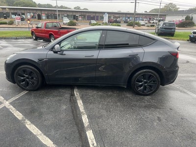 2024 Tesla Model Y Long Range