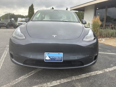 2023 Tesla Model Y Performance