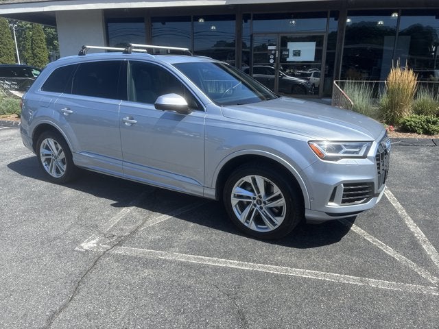 2021 Audi Q7 Premium Plus