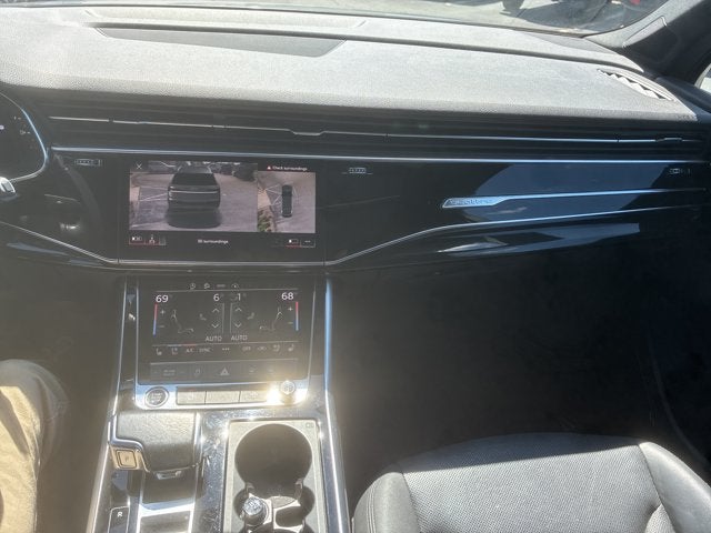 2021 Audi Q7 Premium Plus