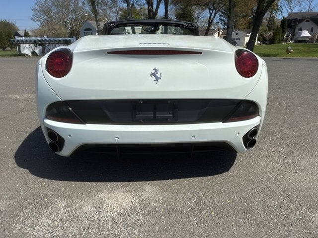 2011 Ferrari California Base